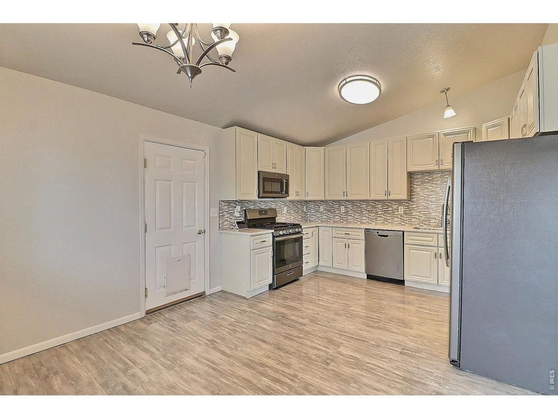 Photo of 3100 Cody Ave