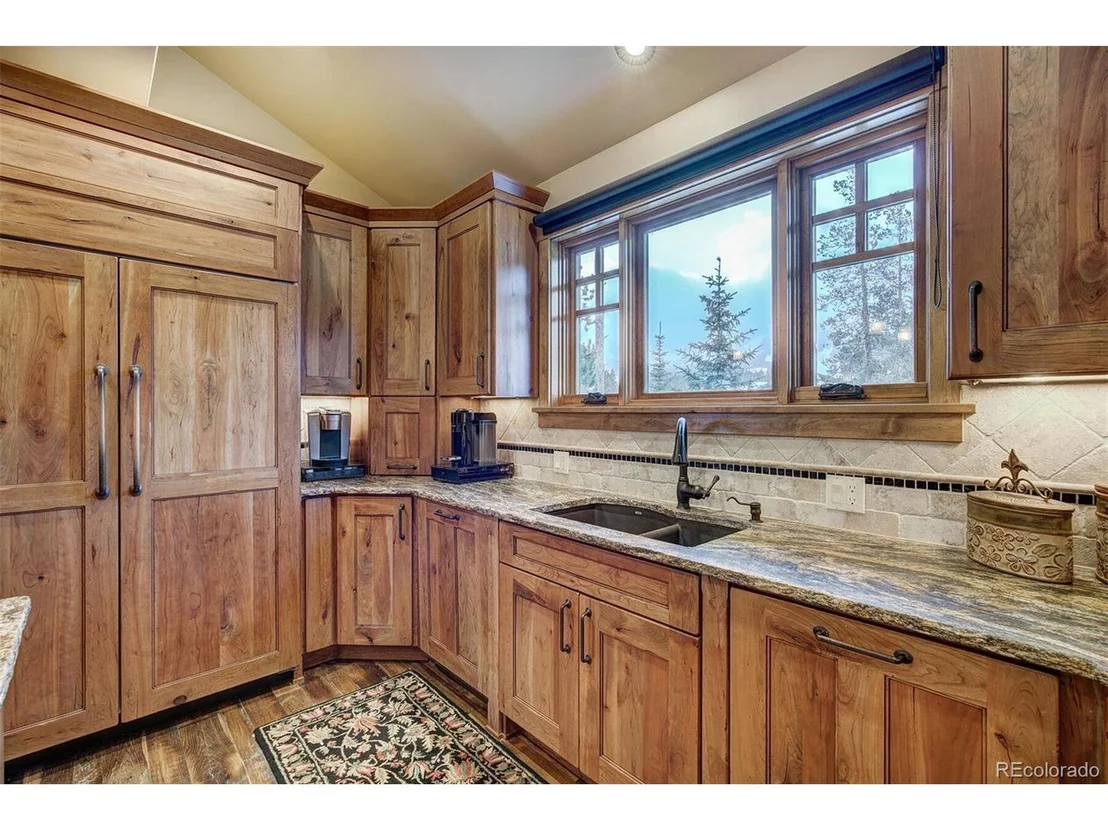 Photo of 73 Regent Dr