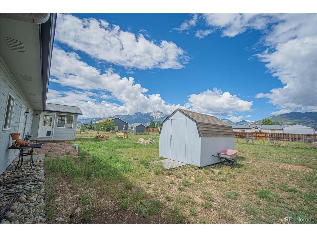 Photo of 172 Robert Dr