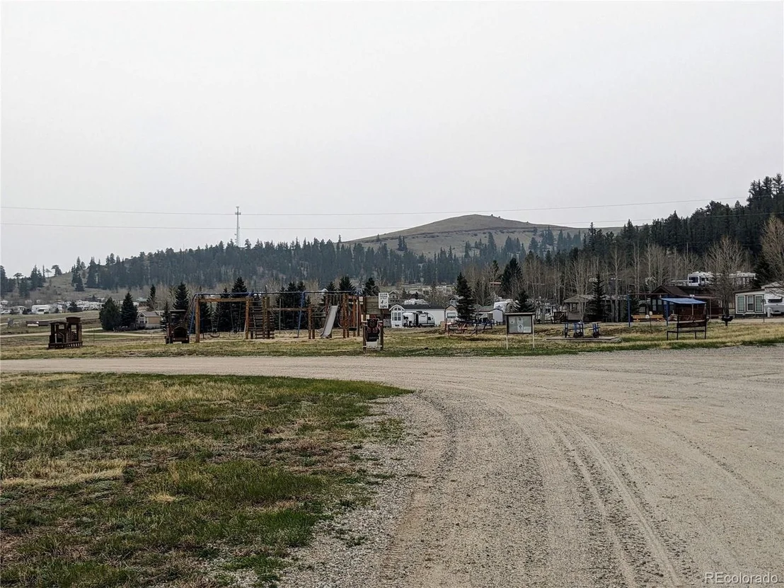 Photo of 493 Depot Dr