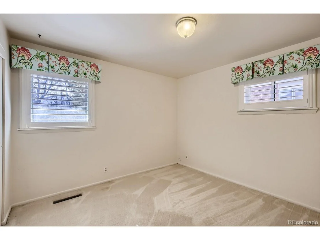 Photo of 2081 Evergreen Ave
