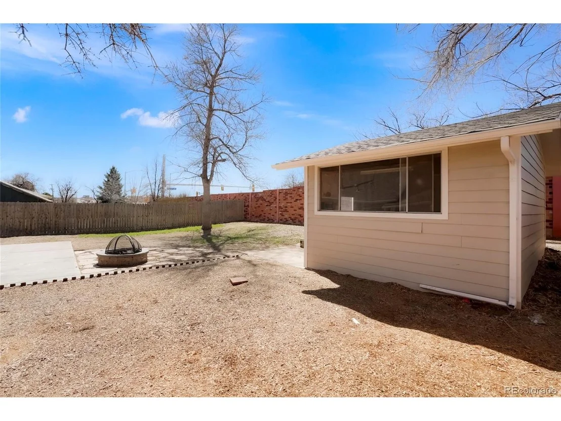 Photo of 627 Quartz Way