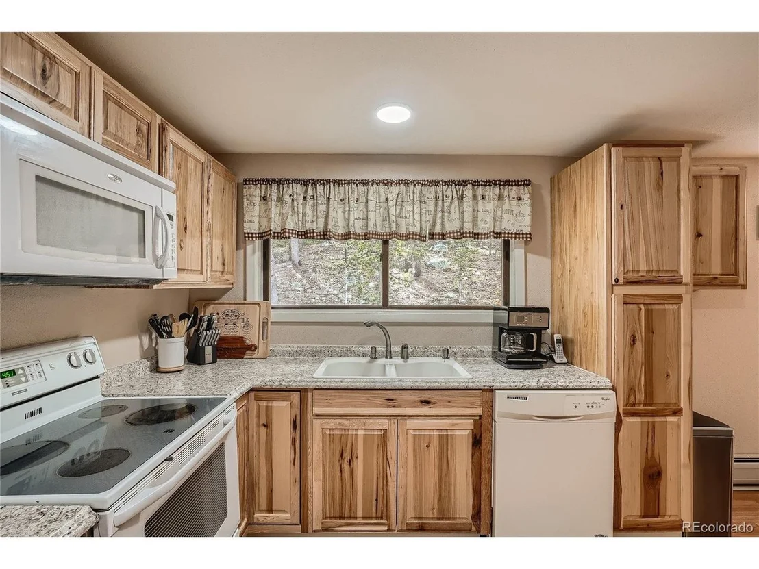 Photo of 320 County Road 19