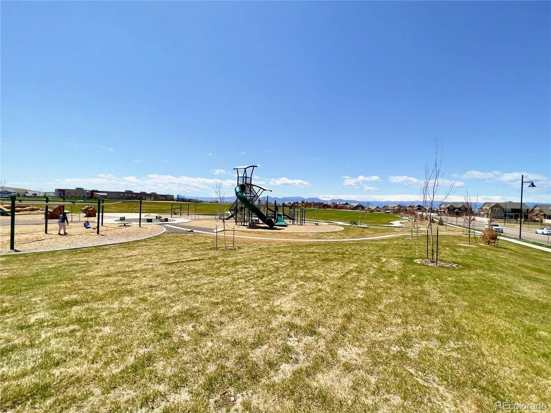 Photo of 1097 Acadia Cir
