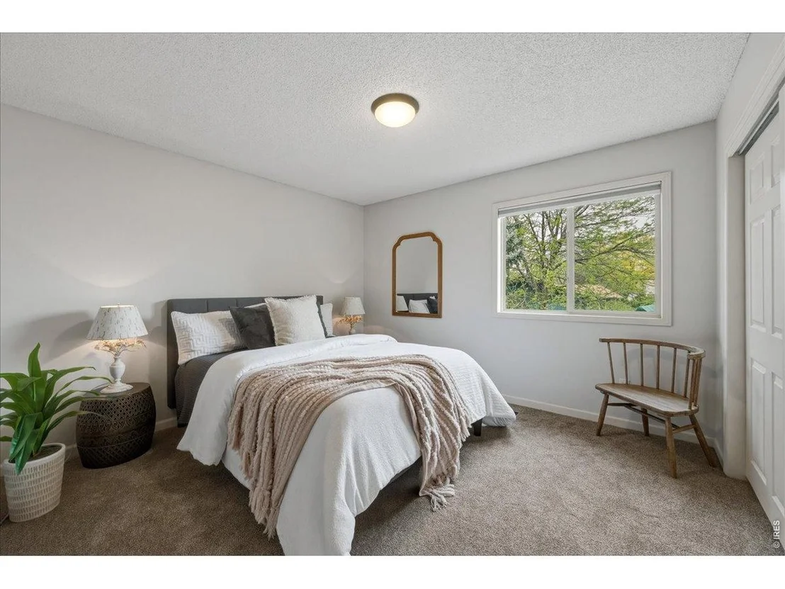 Photo of 30 Tulip Ct