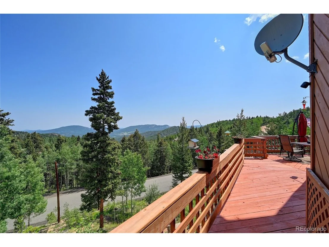 Photo of 30382 Mary Dr