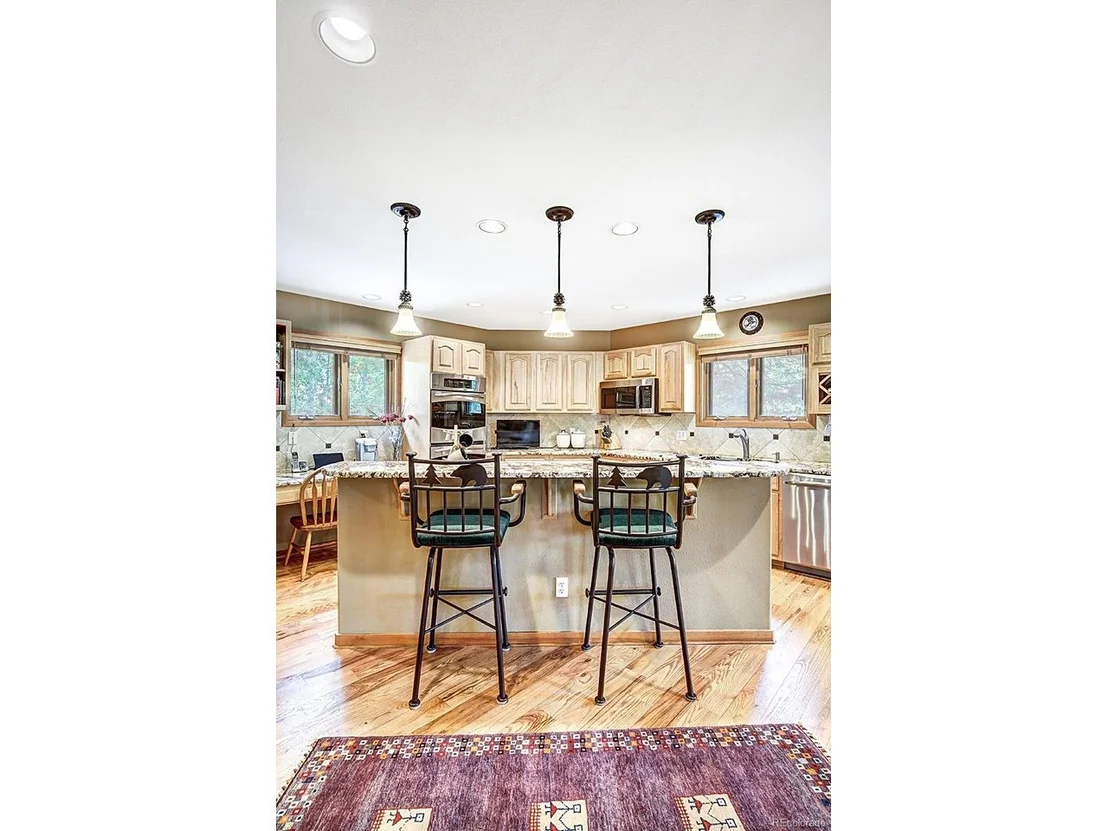 Photo of 1690 Falcon Cir