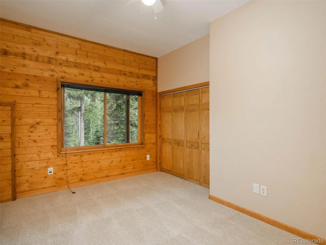Photo of 225 Bear Claw Ln
