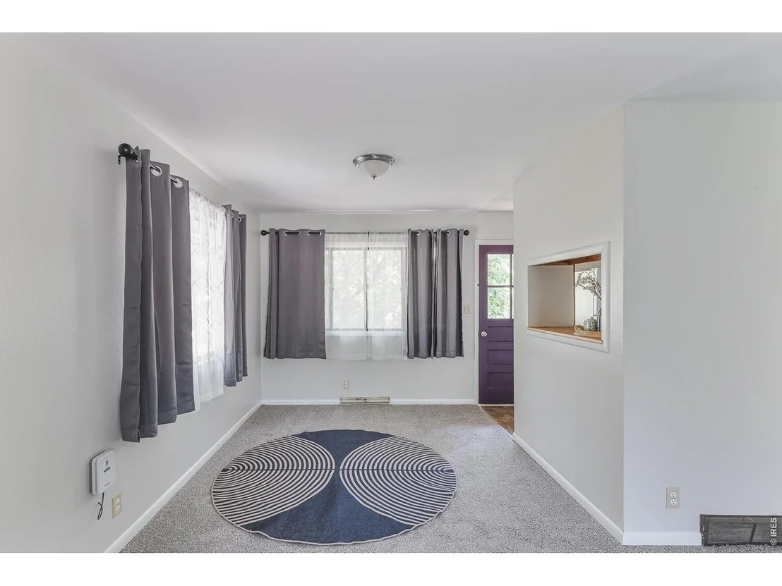 Photo of 560 Hartford Dr