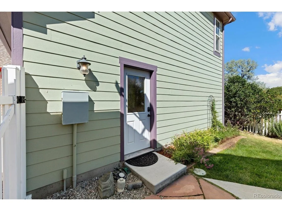 Photo of 12 Trailside Cir
