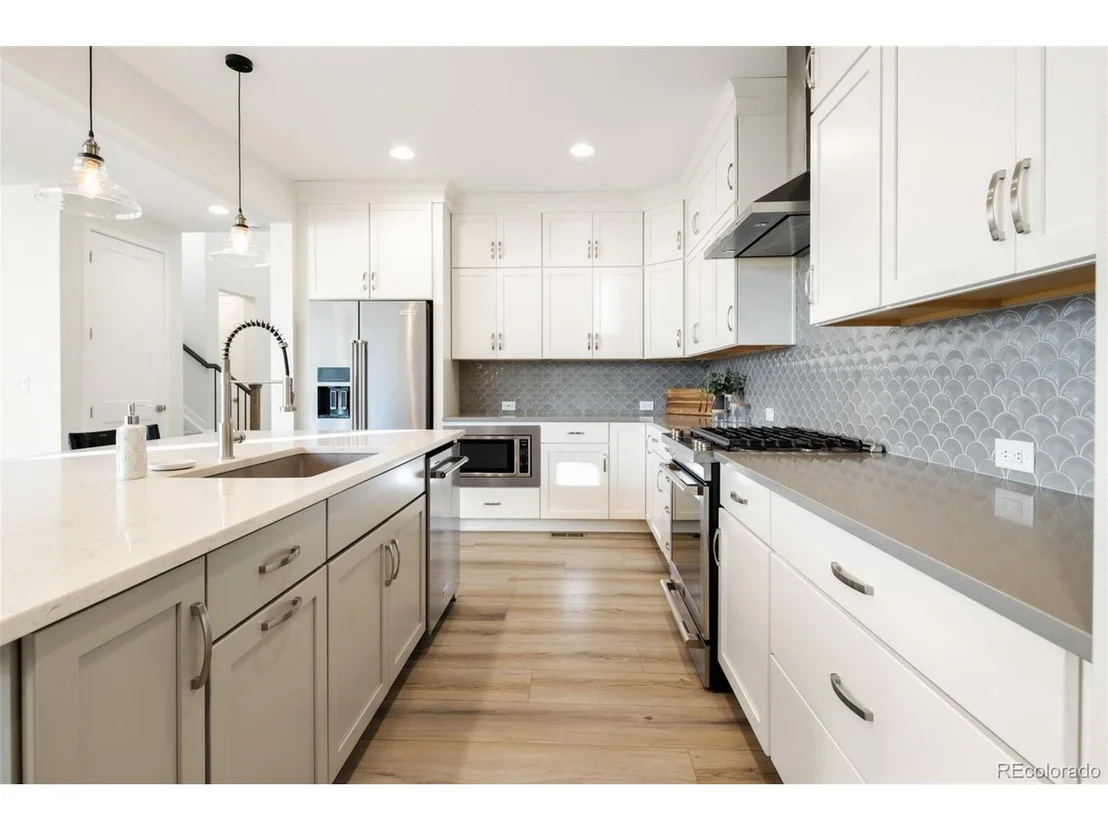 Photo of 11103 Cloud Shadow St