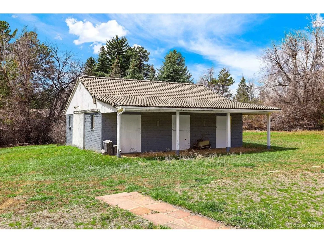Photo of 10 Sunset Dr
