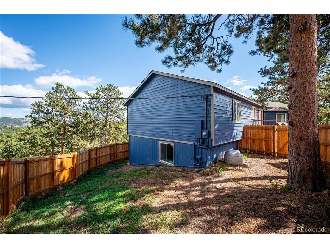 Photo of 153 Chickadee Ln