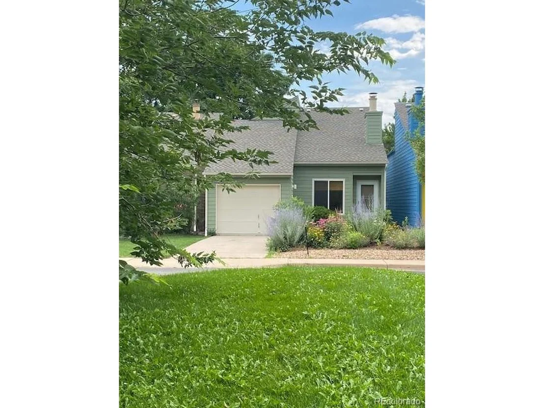 Photo of 3664 Roundtree Ct