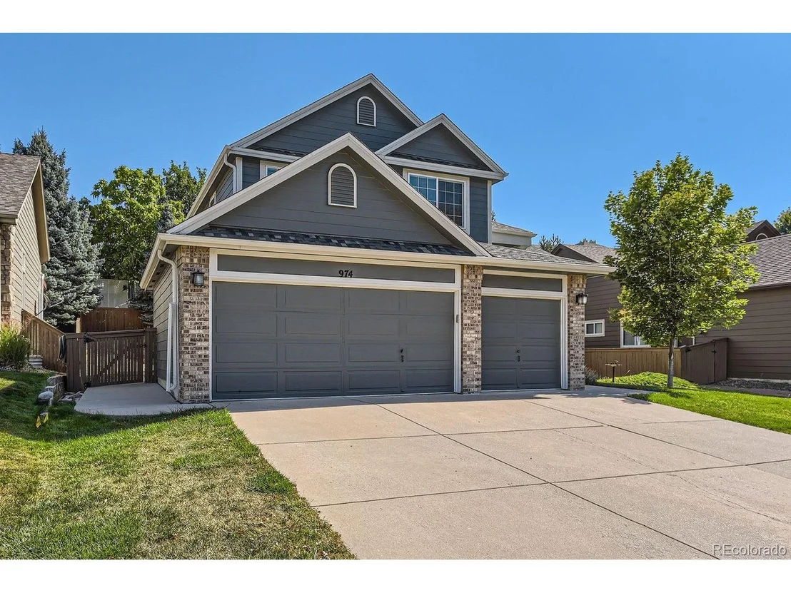 Photo of 974 Sparrow Hawk Dr