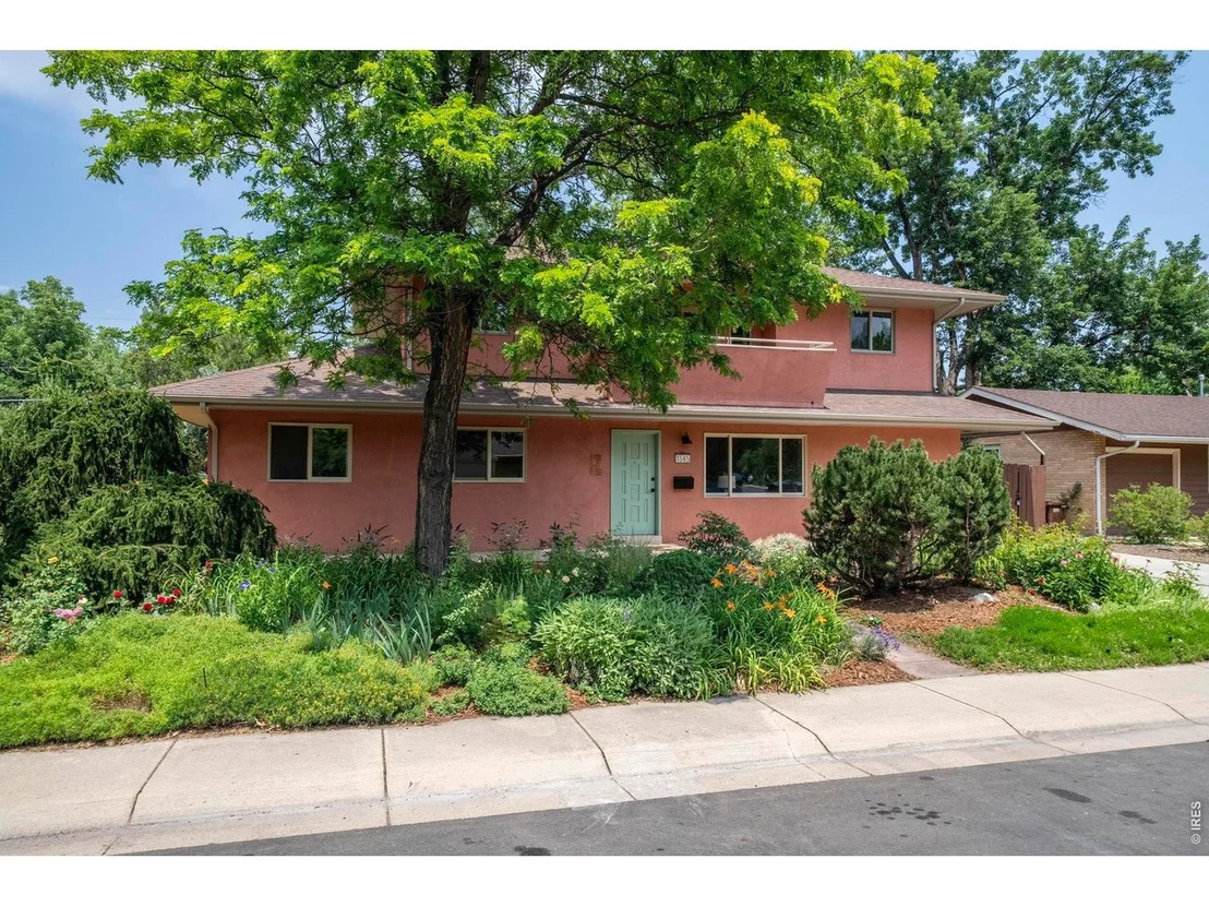 Photo of 3565 Martin Dr