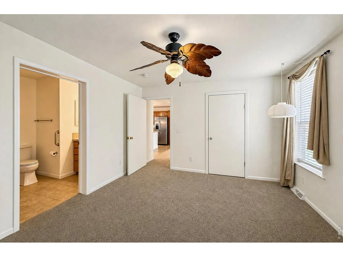 Photo of 7900 Mountain View Dr