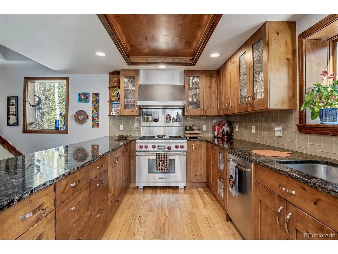 Photo of 495 Edgewood Rd