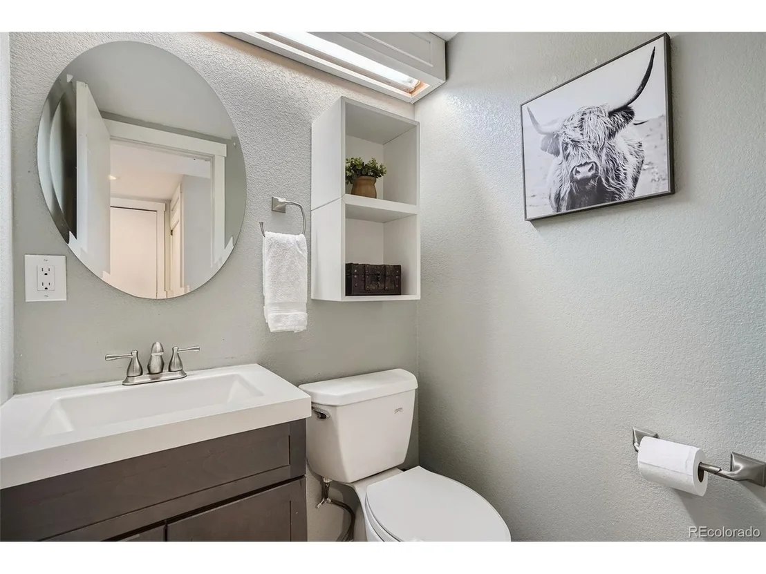 Photo of 5653 S Jericho Way