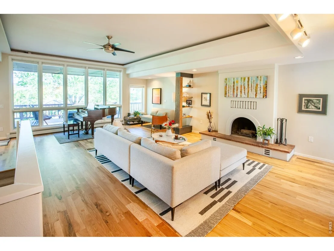 Photo of 6152 Hygiene Rd