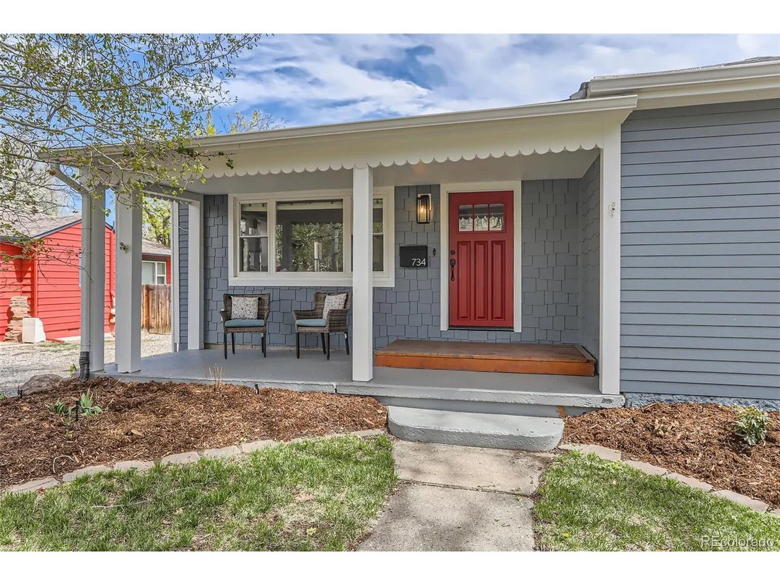 Photo of 734 Sumner St