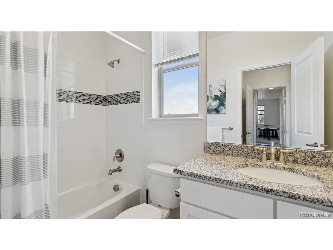 Photo of 953 Compass Dr