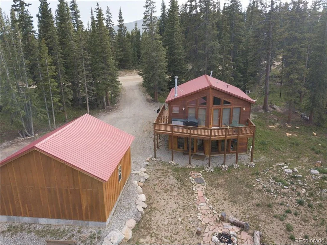 Photo of 765 Mountain View Dr