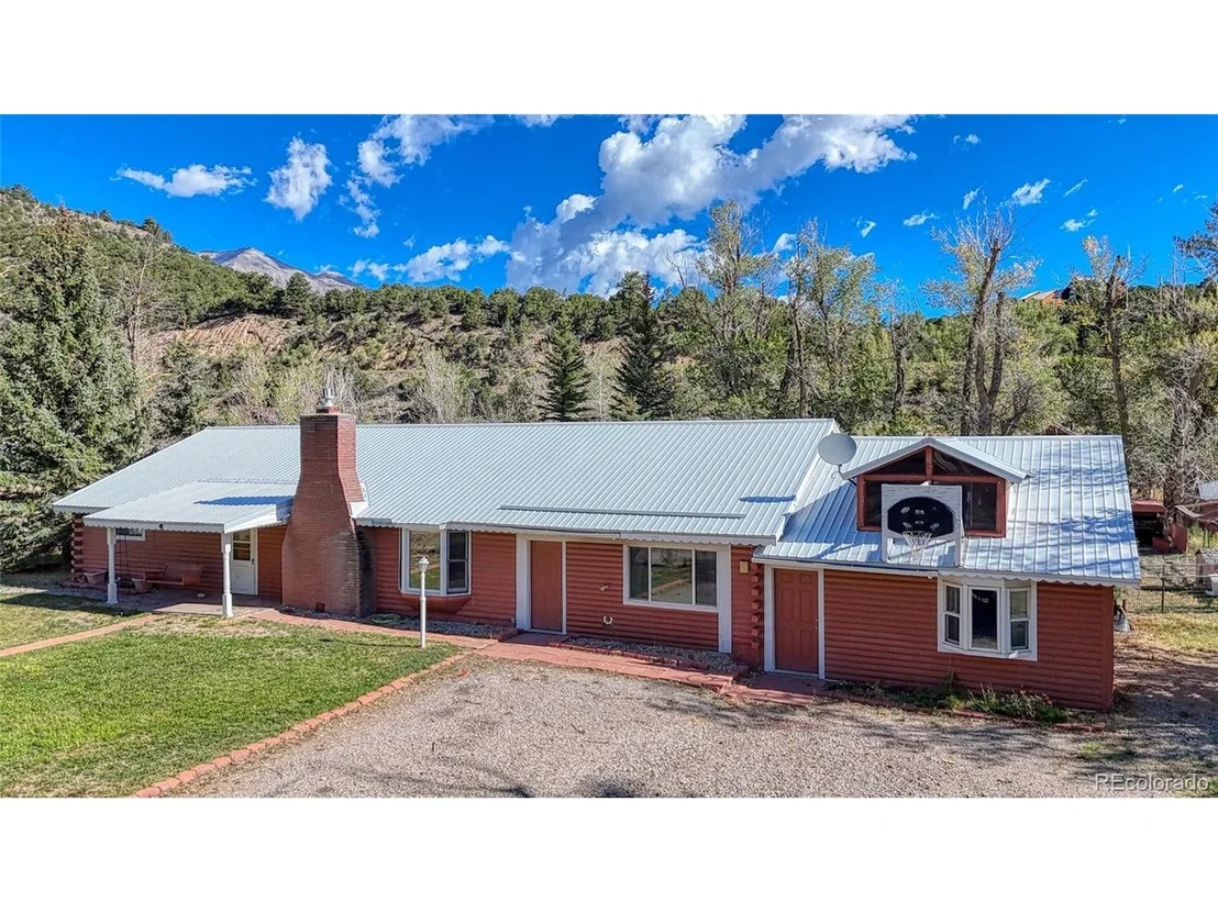 Photo of 17105 County Road 220