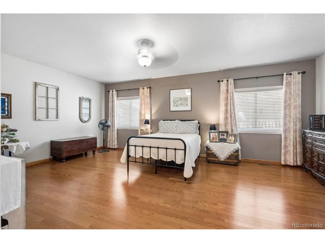 Photo of 33 Sandra Ln