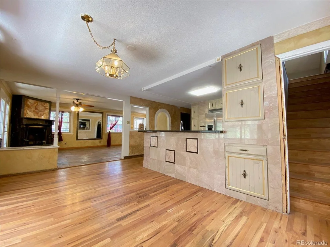 Photo of 1222 Valley View Dr