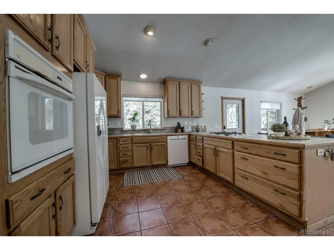 Photo of 154 Lakeside Dr