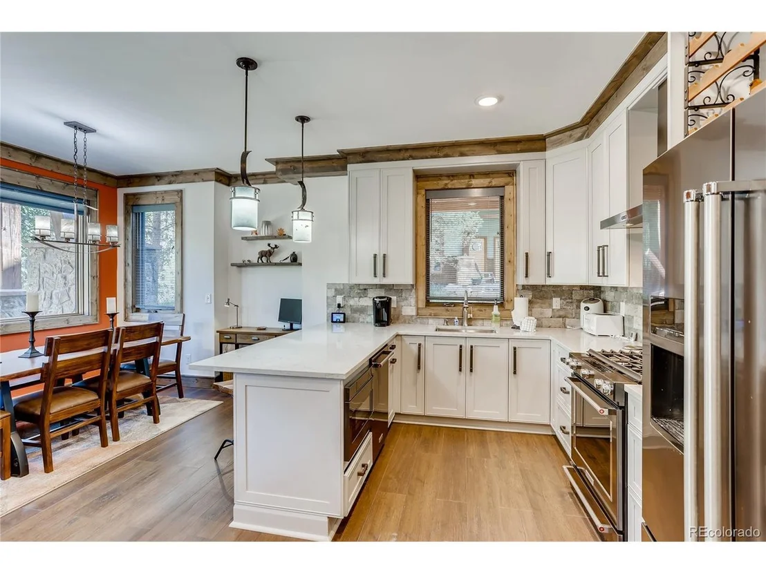 Photo of Unit A1821 at 7 Lake Ridge Cir