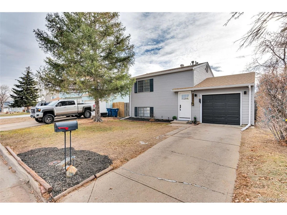 Photo of 10451 Independence Cir
