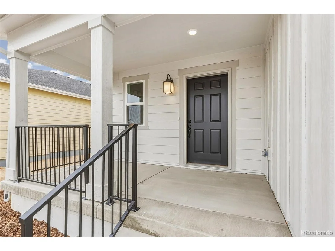 Photo of 47358 Bluebell Ave