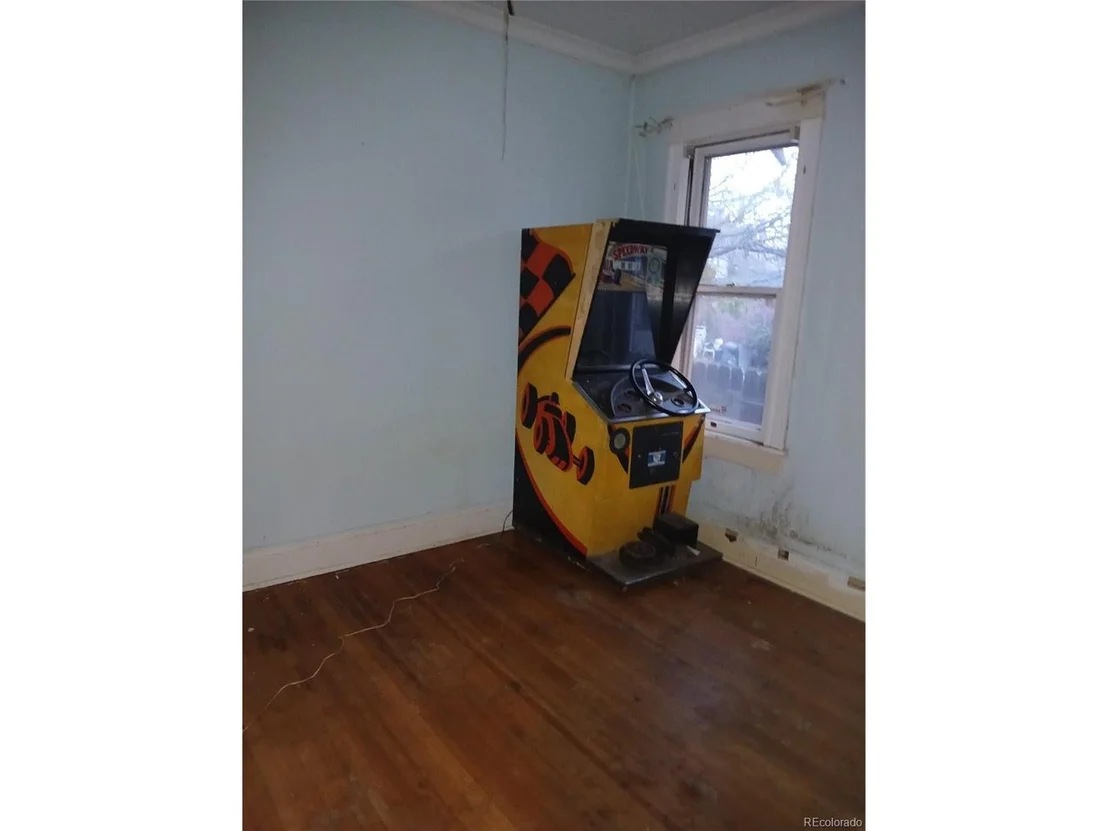 Photo of 2541 Elm St