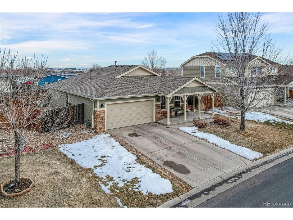 Photo of 230 Lonewolf Dr