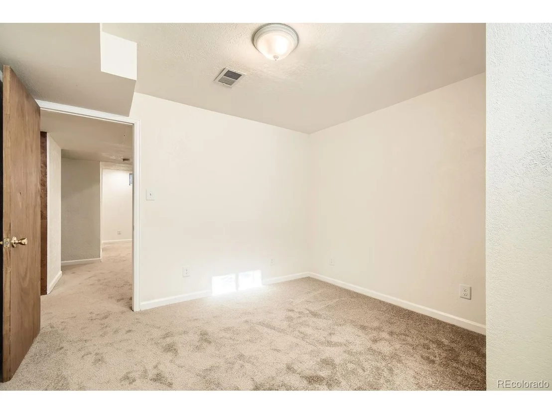 Photo of 7041 Ruth Way