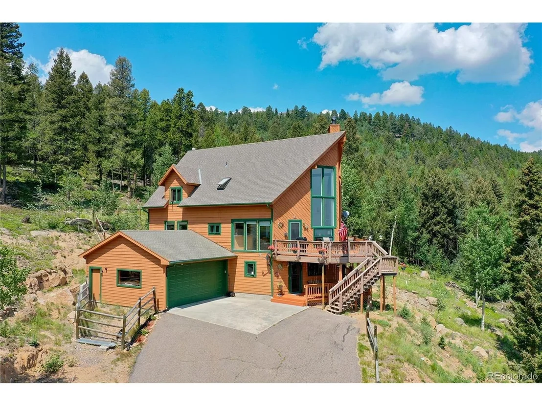 Photo of 30382 Mary Dr