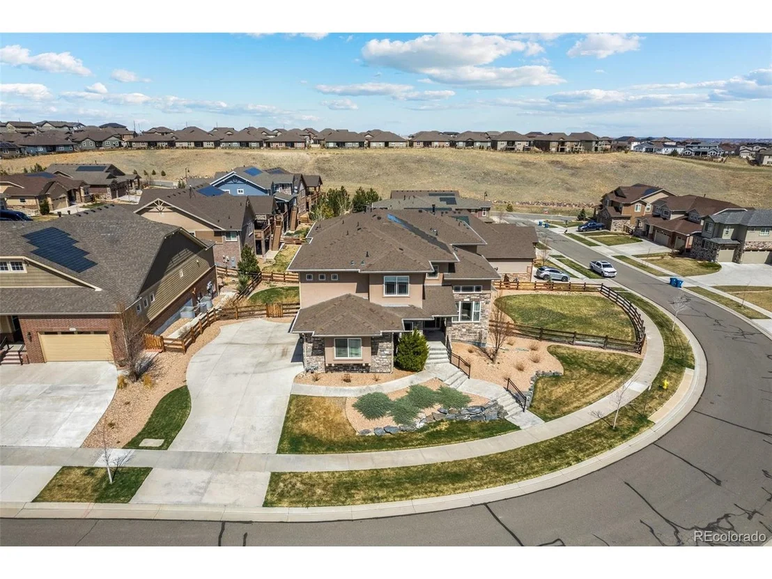 Photo of 8487 Rogers Loop