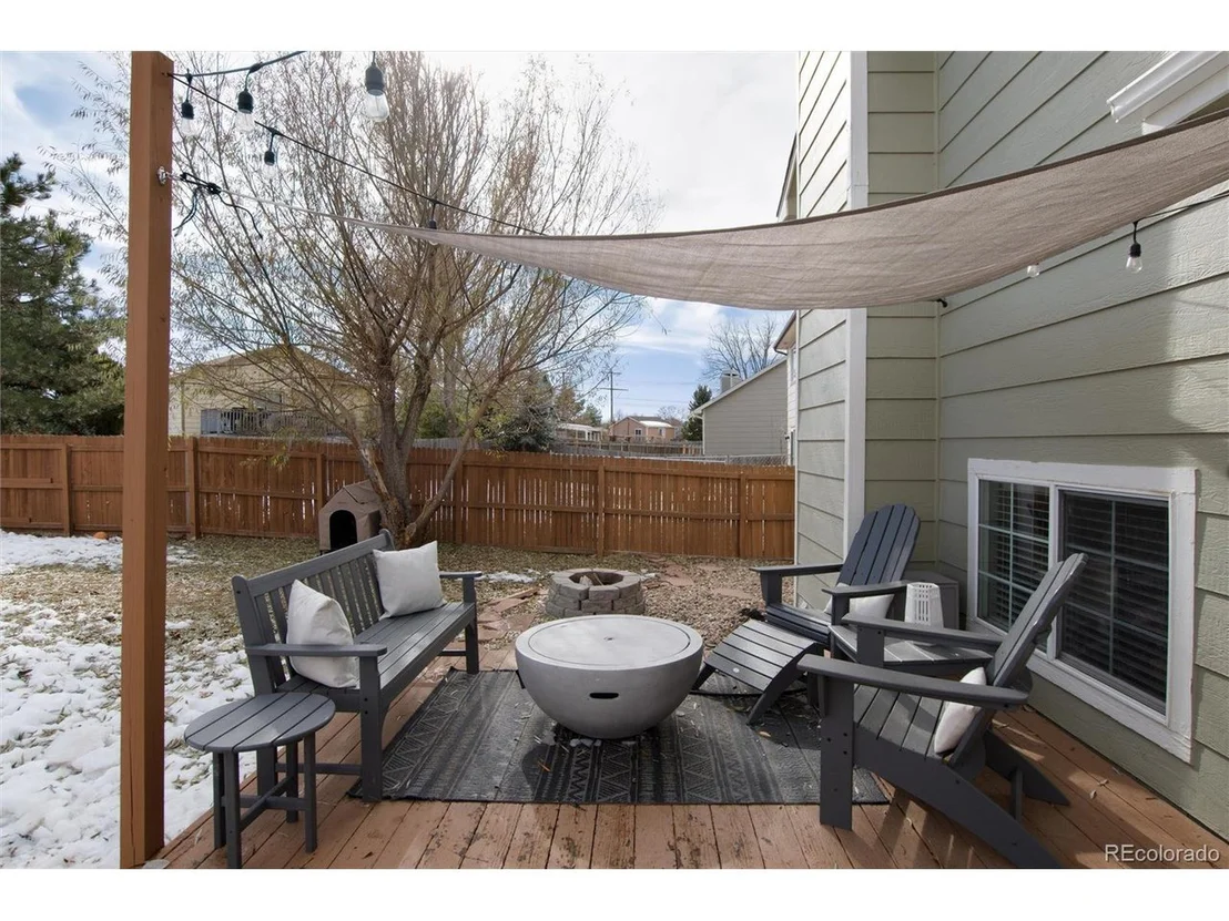 Photo of 250 N Holcomb Cir
