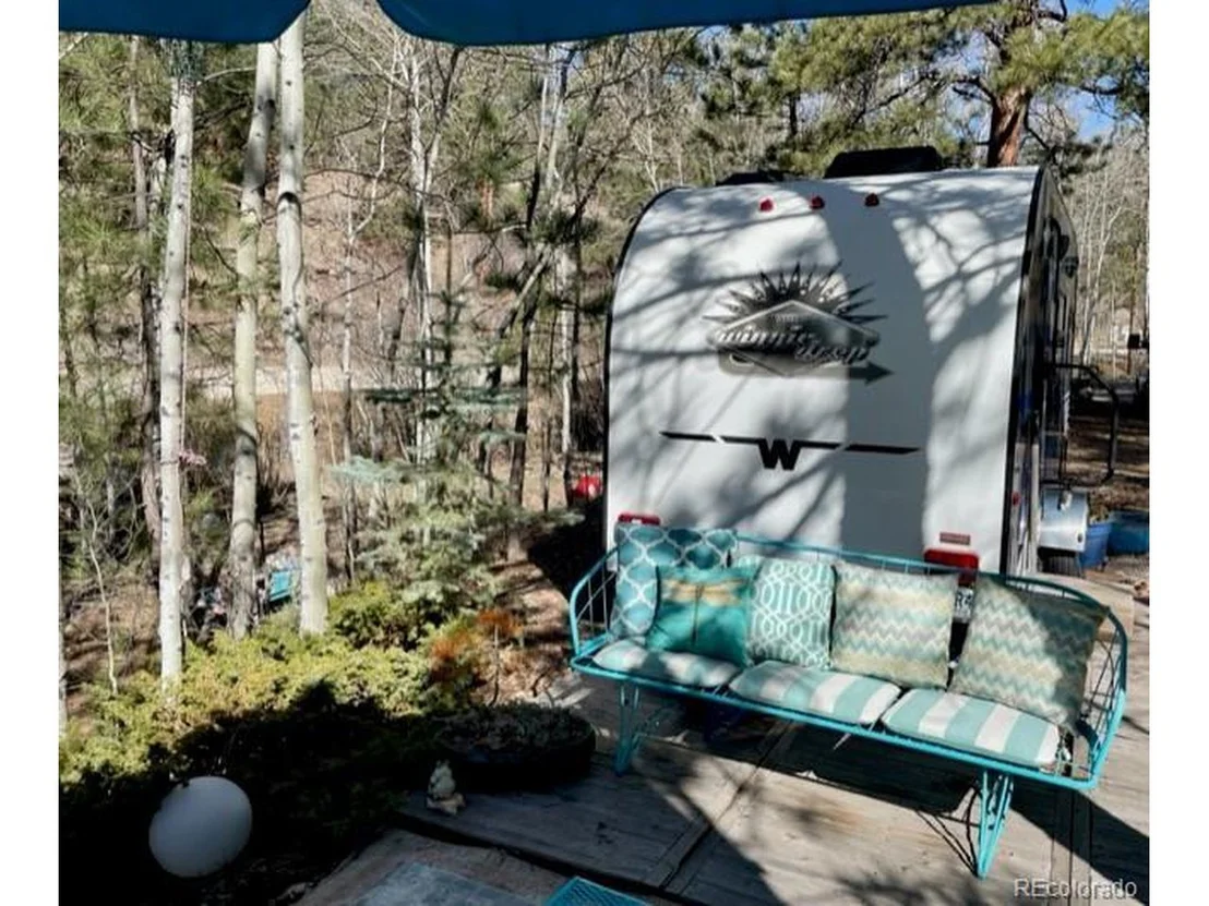 Photo of 694 Crow Valley Rd