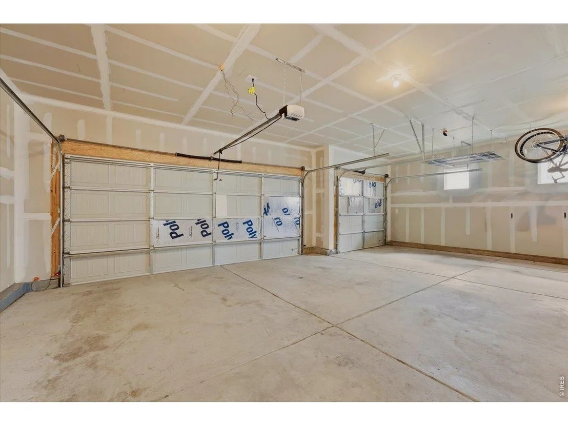 Photo of 639 Gore Range Dr