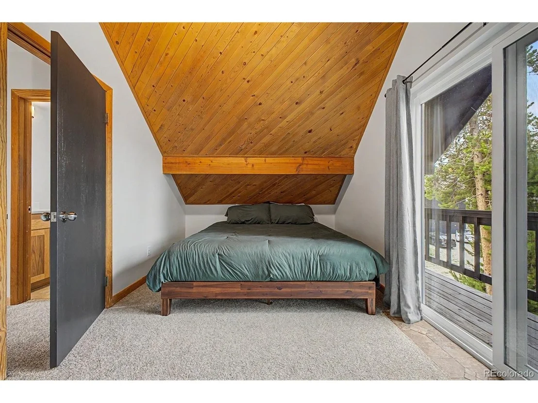 Photo of 821 Ferret Ln