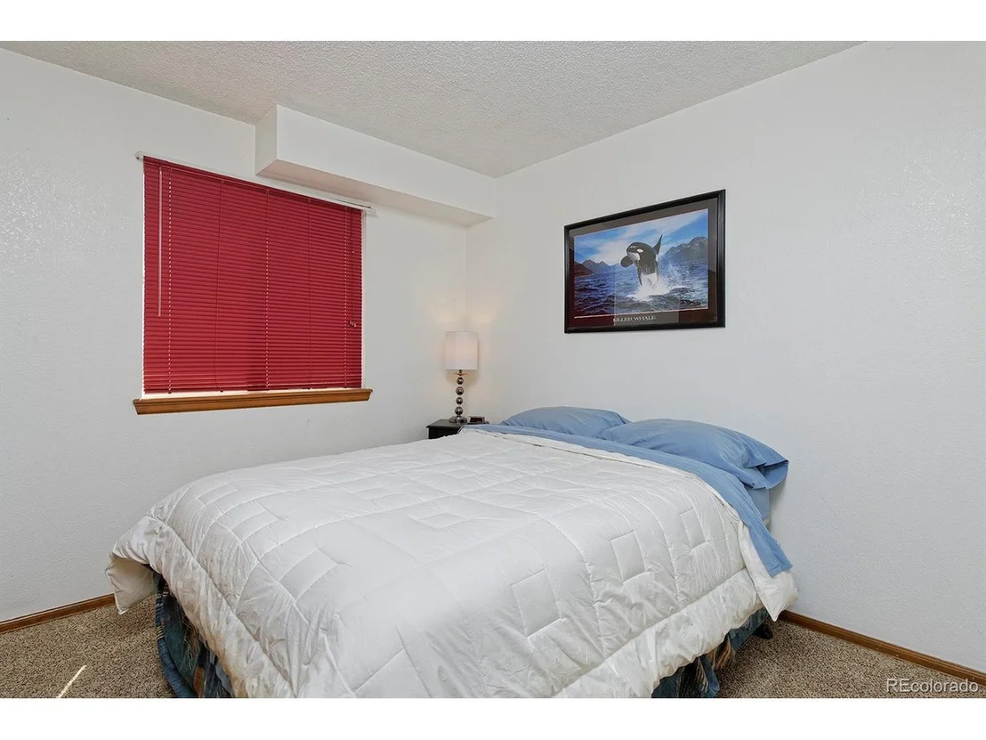 Photo of 372 Oak Ln