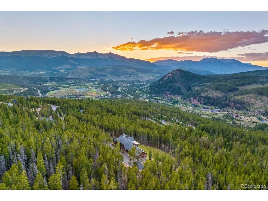Photo of 242 Point View Pl
