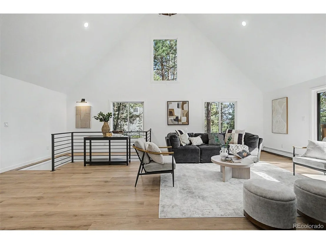 Photo of 29036 Clover Ln