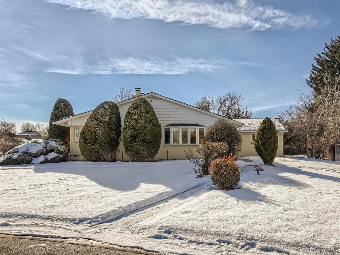 Photo of 201 Locust Ln