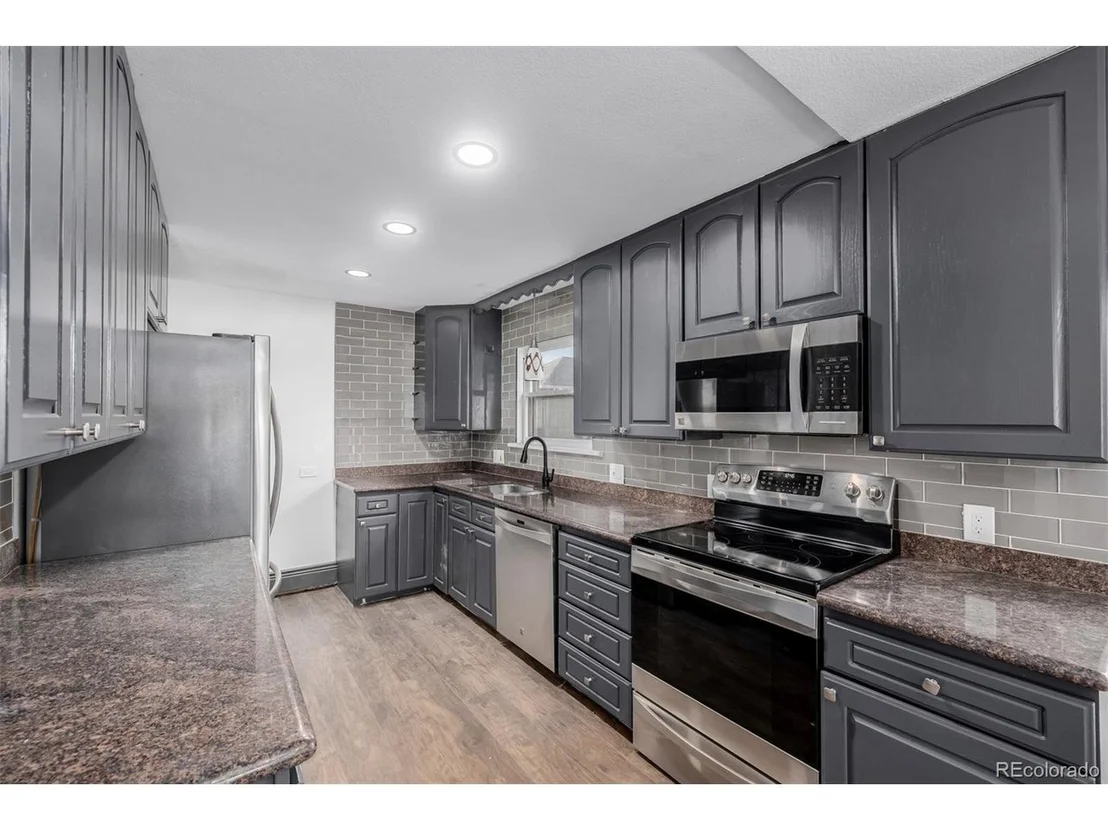 Photo of 115 Johnson St