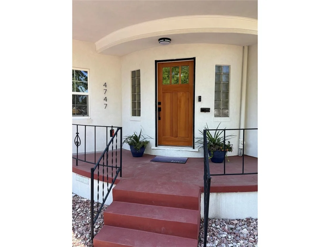 Photo of 4747 Quitman St