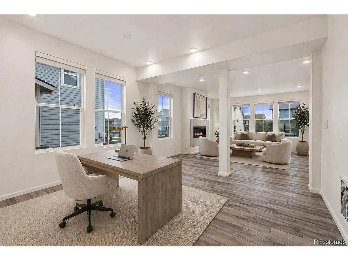 Photo of 12882 Crane River Dr